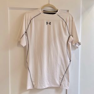 Boys Under Armour White HeatGear Short Sleeve Compression Shirt (XLarge)